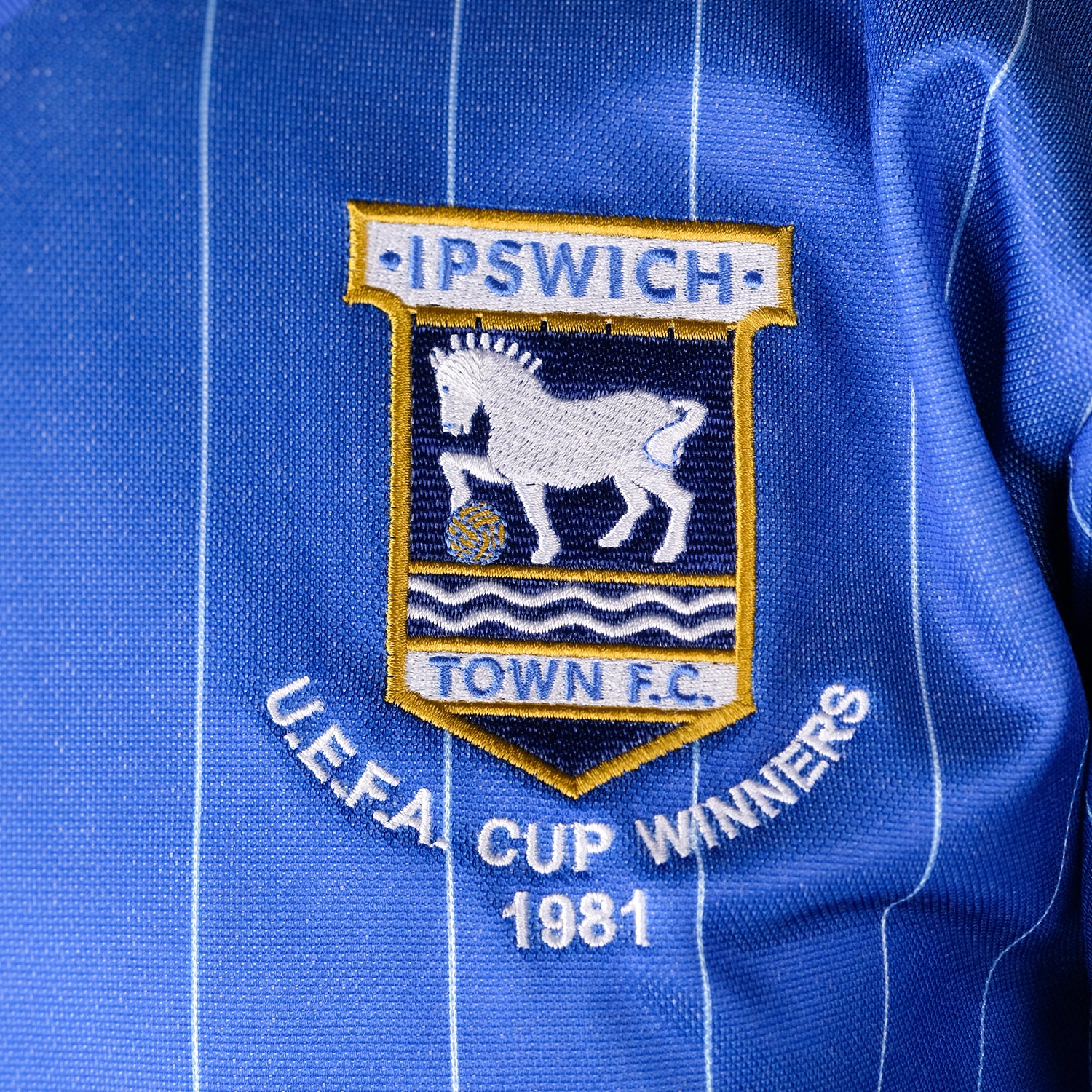 1981-1982 Home Shirt Blue - Image 4