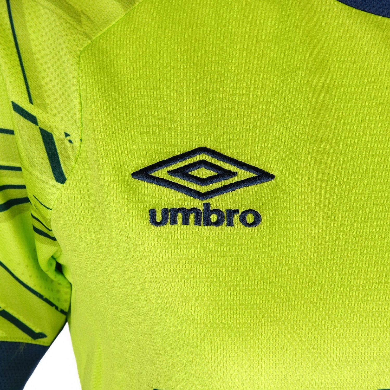 Umbro 2025/26 Ladies Home GK Shirt - Image 3