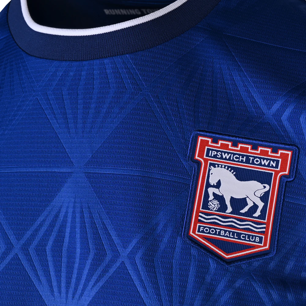 Umbro 2026/27 Junior Home Shirt - Image 4