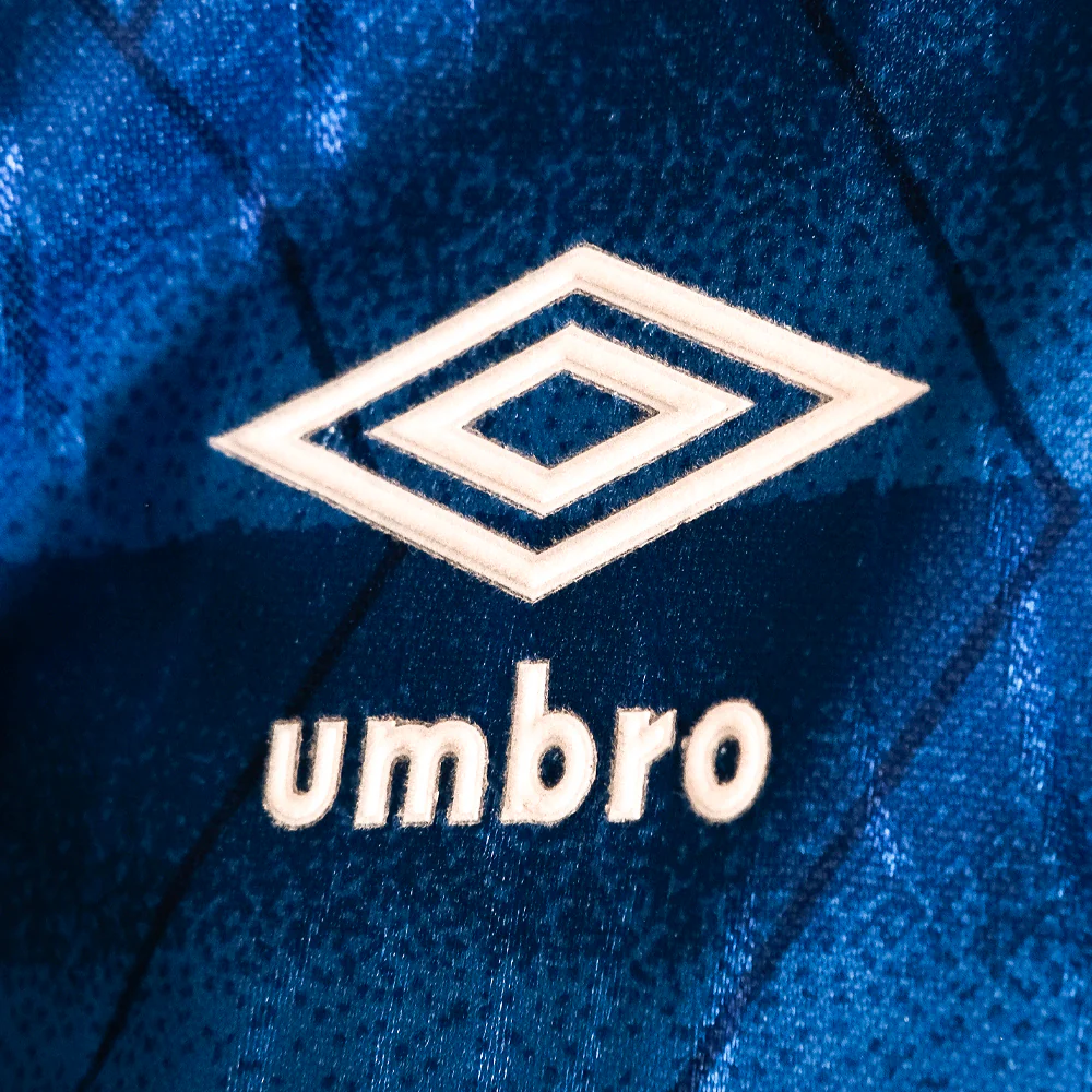 Official Umbro 1989-92 Home Shirt - Image 5