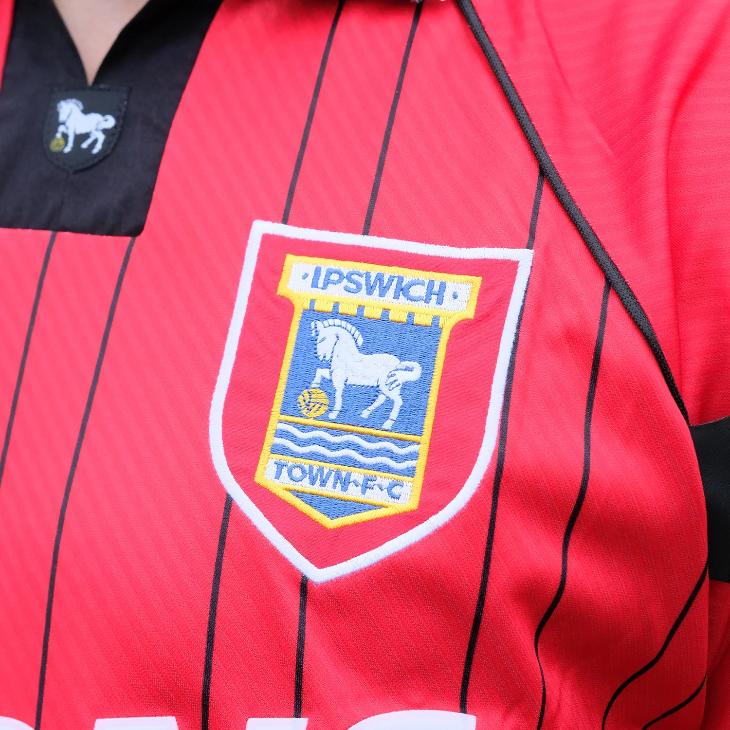 Official Umbro 1993-1995 Away Shirt - Image 3